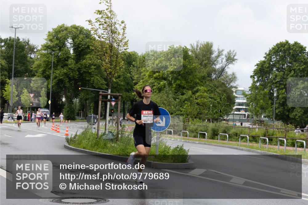 14.06.2026 - REWE Women's Run Michael Strokosch http://msf.ph/oto/9779689 14.06.2026 09:08:18 Laufen 11471 meine-sportfotos.de