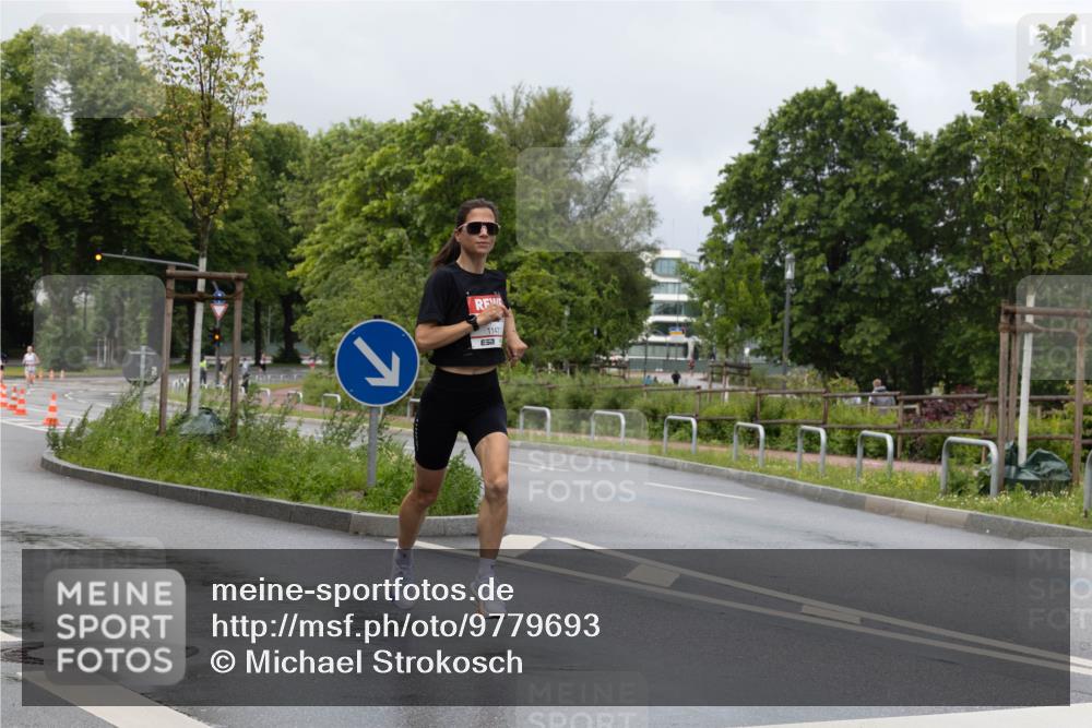 14.06.2026 - REWE Women's Run Michael Strokosch http://msf.ph/oto/9779693 14.06.2026 09:08:18 Laufen 7 meine-sportfotos.de
