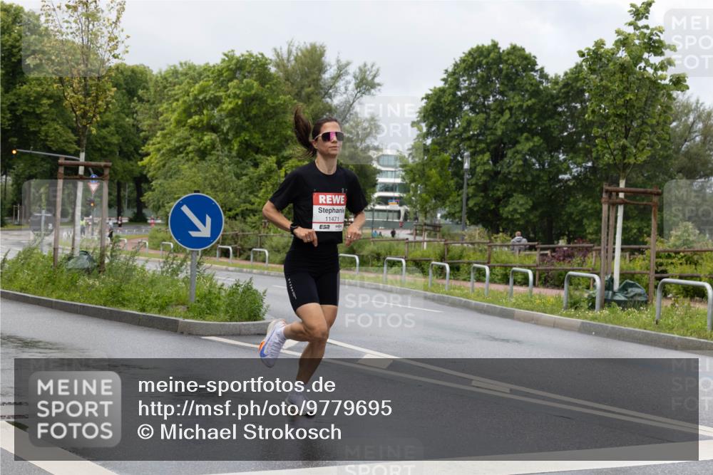 14.06.2026 - REWE Women's Run Michael Strokosch http://msf.ph/oto/9779695 14.06.2026 09:08:19 Laufen 7, 11471 meine-sportfotos.de