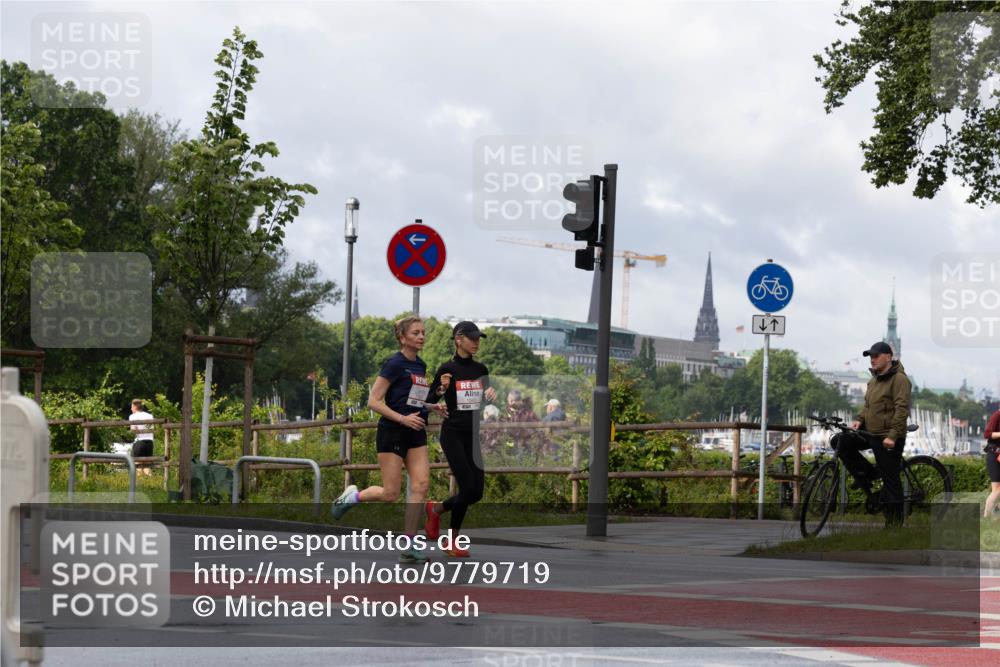 14.06.2026 - REWE Women's Run Michael Strokosch http://msf.ph/oto/9779719 14.06.2026 09:09:20 Laufen  meine-sportfotos.de