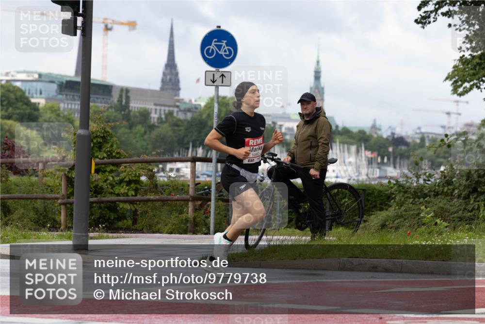 14.06.2026 - REWE Women's Run Michael Strokosch http://msf.ph/oto/9779738 14.06.2026 09:09:30 Laufen 57, 10892 meine-sportfotos.de