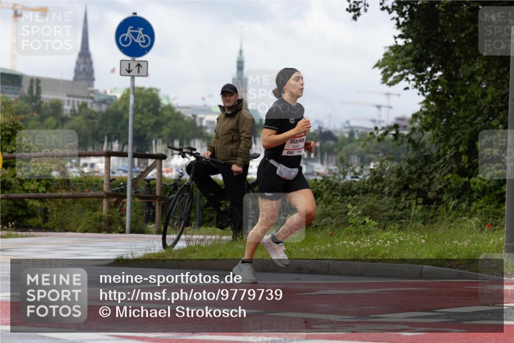 14.06.2026 - REWE Women's Run Michael Strokosch http://msf.ph/oto/9779739 14.06.2026 09:09:31 Laufen 10892 meine-sportfotos.de