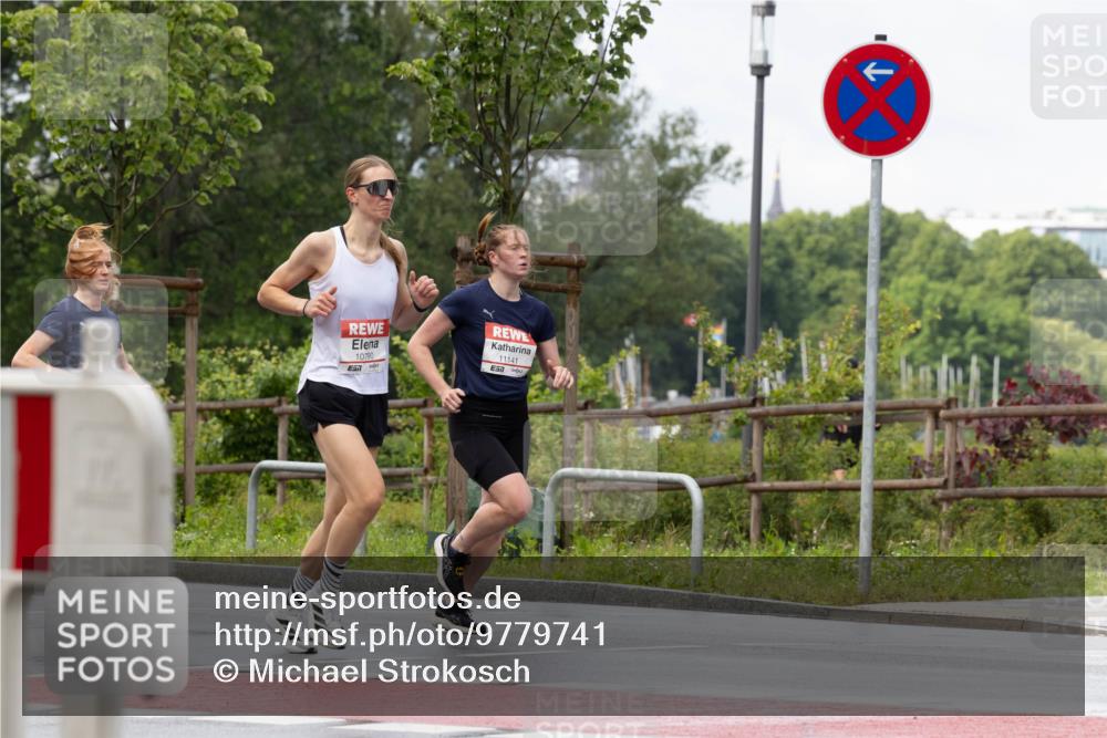 14.06.2026 - REWE Women's Run Michael Strokosch http://msf.ph/oto/9779741 14.06.2026 09:09:36 Laufen 10790, 11141 meine-sportfotos.de