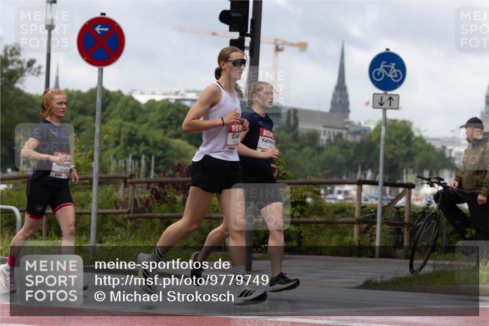 14.06.2026 - REWE Women's Run Michael Strokosch http://msf.ph/oto/9779749 14.06.2026 09:09:37 Laufen 10489, 7, 10, 1114 meine-sportfotos.de