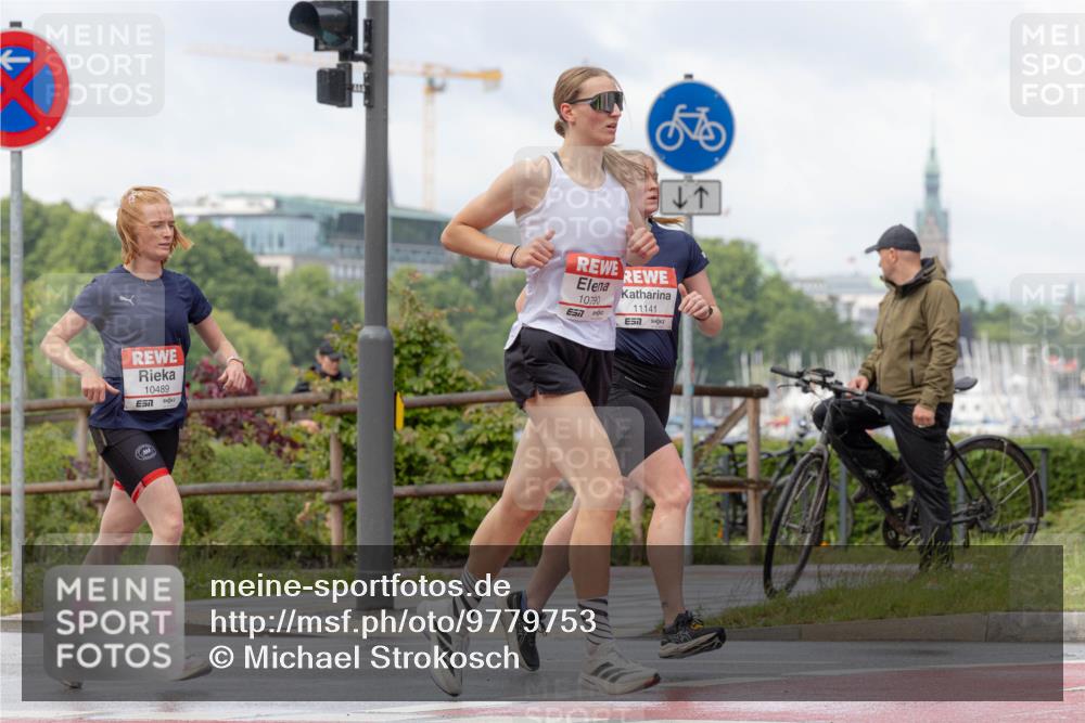 14.06.2026 - REWE Women's Run Michael Strokosch http://msf.ph/oto/9779753 14.06.2026 09:09:38 Laufen 10489, 10790, 7, 11141 meine-sportfotos.de