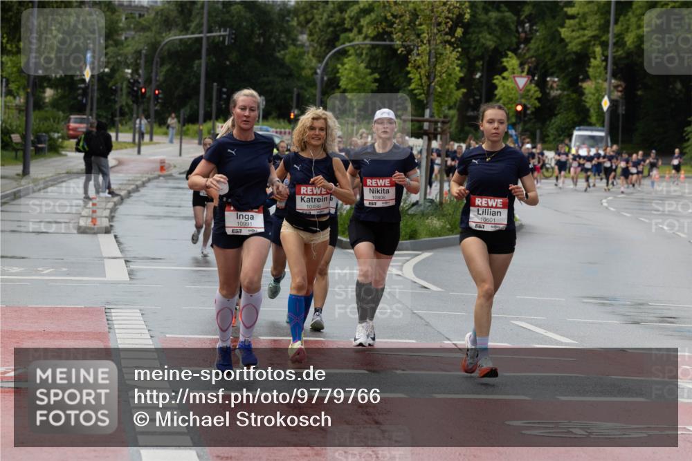 14.06.2026 - REWE Women's Run Michael Strokosch http://msf.ph/oto/9779766 14.06.2026 09:09:58 Laufen 10991, 10488, 10808, 10601 meine-sportfotos.de