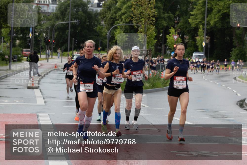 14.06.2026 - REWE Women's Run Michael Strokosch http://msf.ph/oto/9779768 14.06.2026 09:09:58 Laufen 10991, 10488, 10808, 10601, 7 meine-sportfotos.de