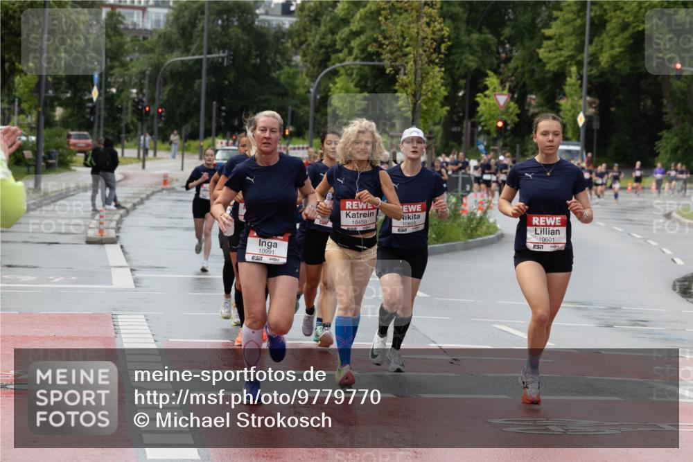 14.06.2026 - REWE Women's Run Michael Strokosch http://msf.ph/oto/9779770 14.06.2026 09:09:58 Laufen 10991, 7, 10488, 10808, 57, 10601 meine-sportfotos.de