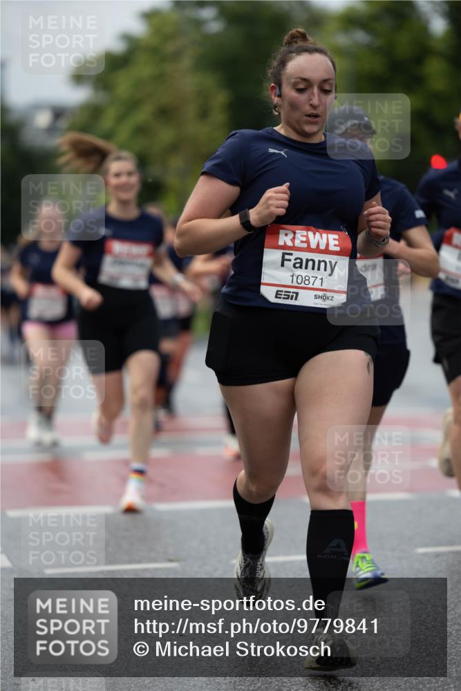 14.06.2026 - REWE Women's Run Michael Strokosch http://msf.ph/oto/9779841 14.06.2026 09:10:27 Laufen 10871 meine-sportfotos.de