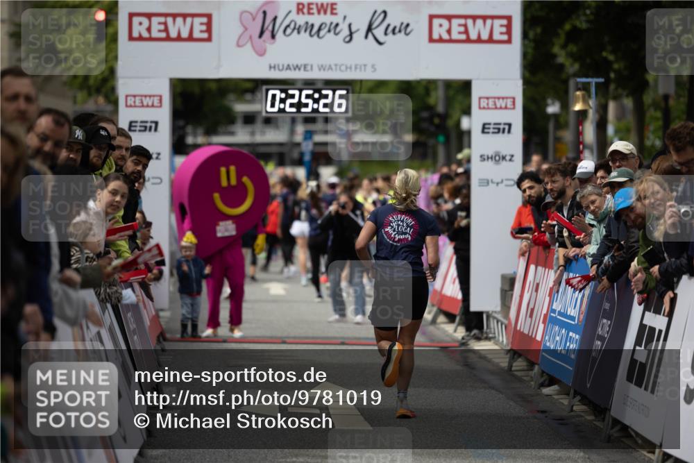 14.06.2026 - REWE Women's Run Michael Strokosch http://msf.ph/oto/9781019 14.06.2026 10:55:58 Laufen 5, 0, 25, 26, 345 meine-sportfotos.de
