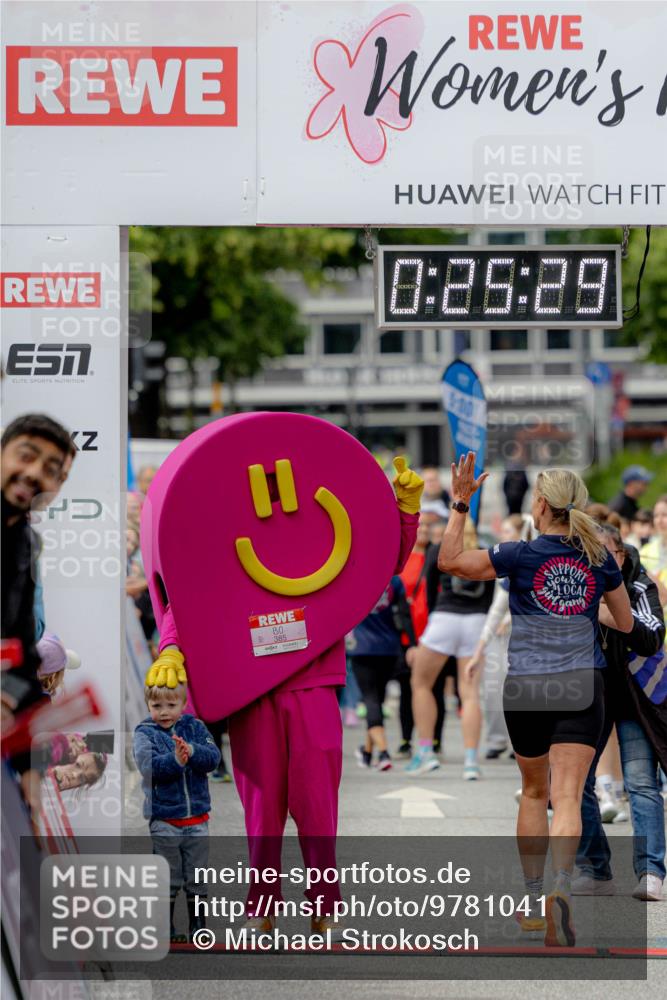 14.06.2026 - REWE Women's Run Michael Strokosch http://msf.ph/oto/9781041 14.06.2026 10:56:01 Laufen 0, 25, 29, 1, 00, 385 meine-sportfotos.de