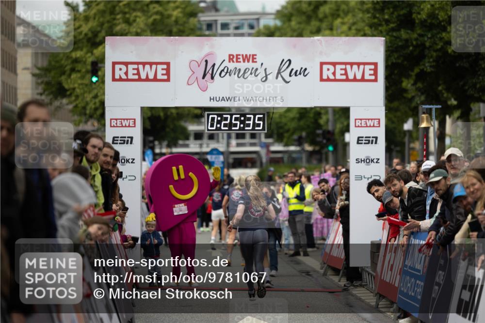14.06.2026 - REWE Women's Run Michael Strokosch http://msf.ph/oto/9781067 14.06.2026 10:56:07 Laufen 5, 0, 25, 35 meine-sportfotos.de