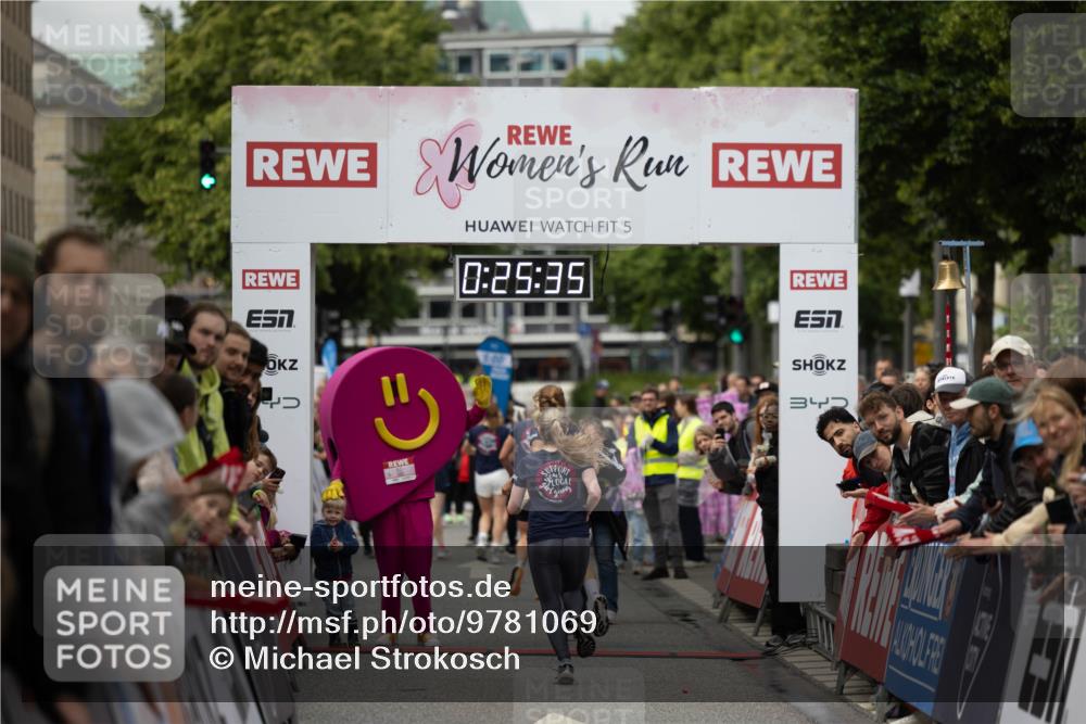 14.06.2026 - REWE Women's Run Michael Strokosch http://msf.ph/oto/9781069 14.06.2026 10:56:08 Laufen 5, 0, 25, 35, 3 meine-sportfotos.de
