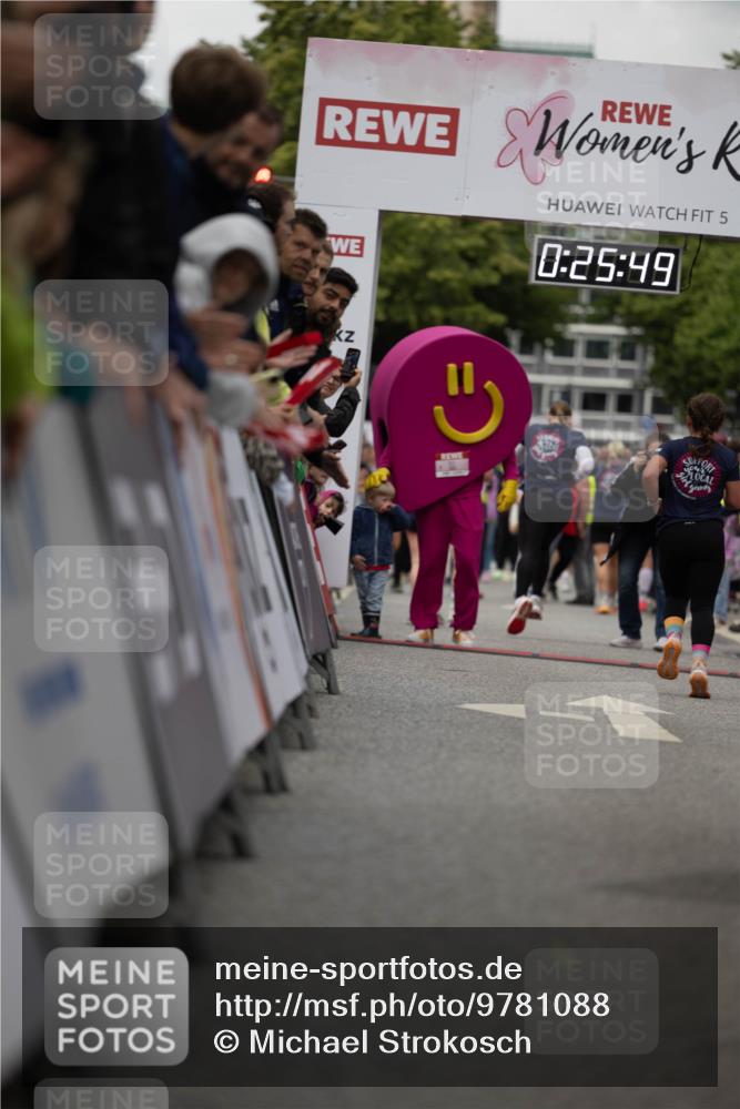 14.06.2026 - REWE Women's Run Michael Strokosch http://msf.ph/oto/9781088 14.06.2026 10:56:22 Laufen 5, 0, 25, 49 meine-sportfotos.de
