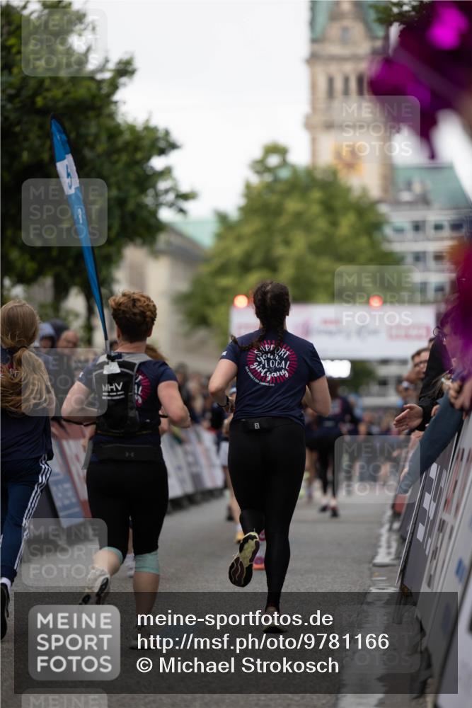 14.06.2026 - REWE Women's Run Michael Strokosch http://msf.ph/oto/9781166 14.06.2026 10:57:32 Laufen  meine-sportfotos.de