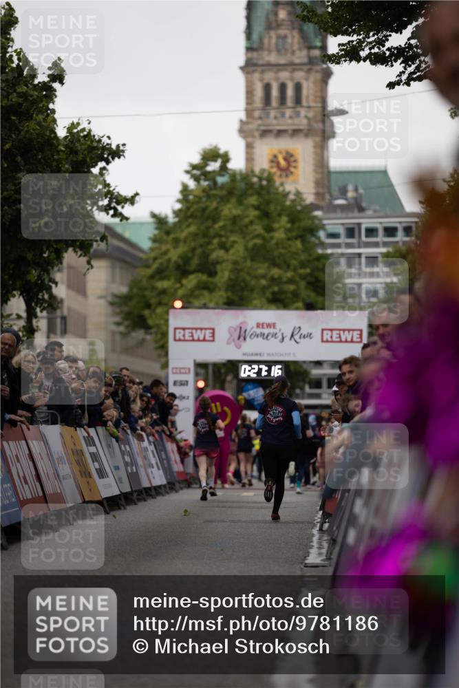 14.06.2026 - REWE Women's Run Michael Strokosch http://msf.ph/oto/9781186 14.06.2026 10:57:49 Laufen 0, 27, 16 meine-sportfotos.de