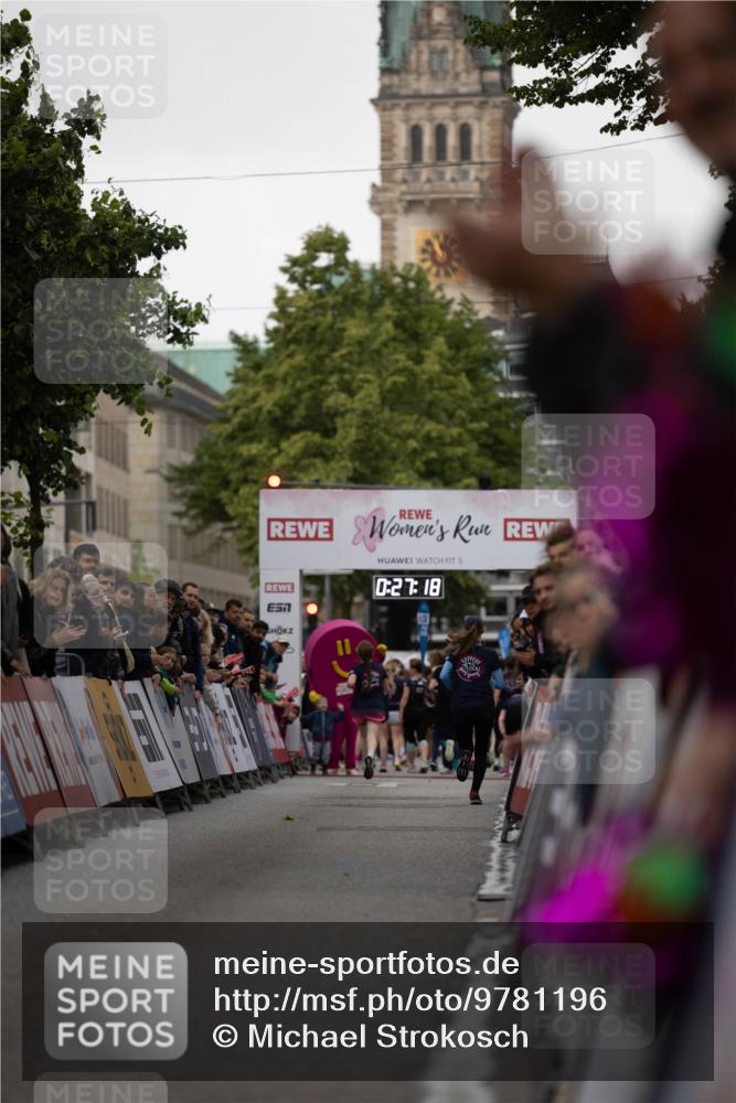 14.06.2026 - REWE Women's Run Michael Strokosch http://msf.ph/oto/9781196 14.06.2026 10:57:51 Laufen 7, 5, 0, 27, 18 meine-sportfotos.de