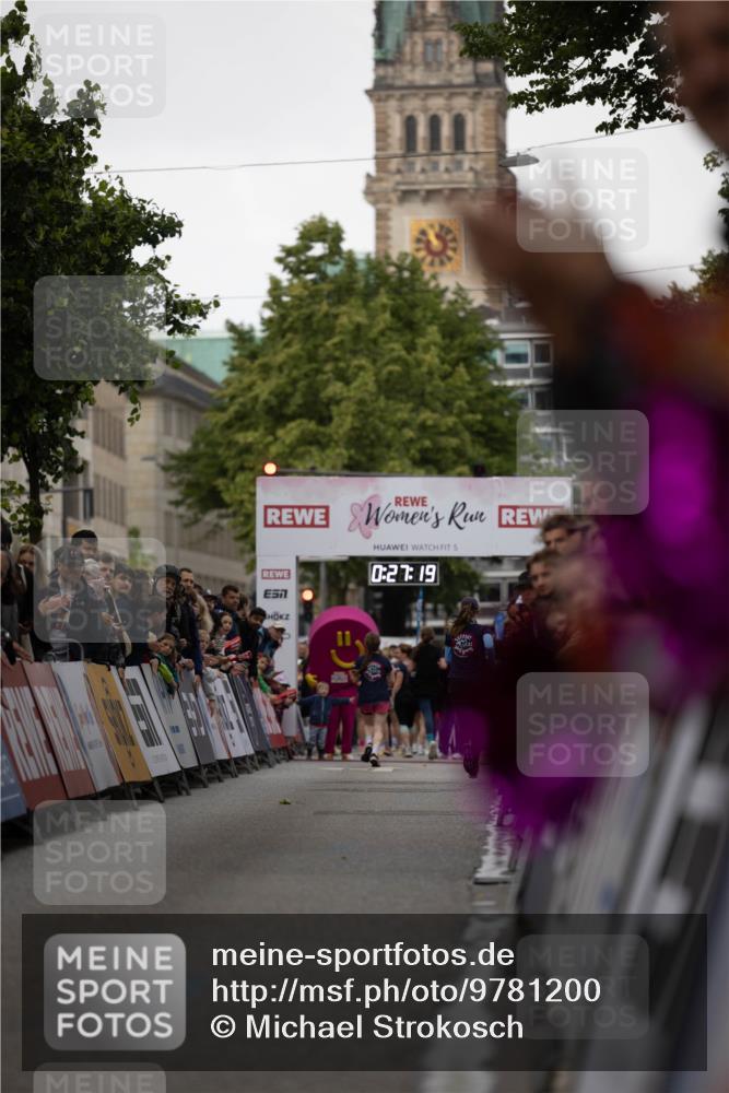 14.06.2026 - REWE Women's Run Michael Strokosch http://msf.ph/oto/9781200 14.06.2026 10:57:51 Laufen 5, 0, 27, 19, 57 meine-sportfotos.de