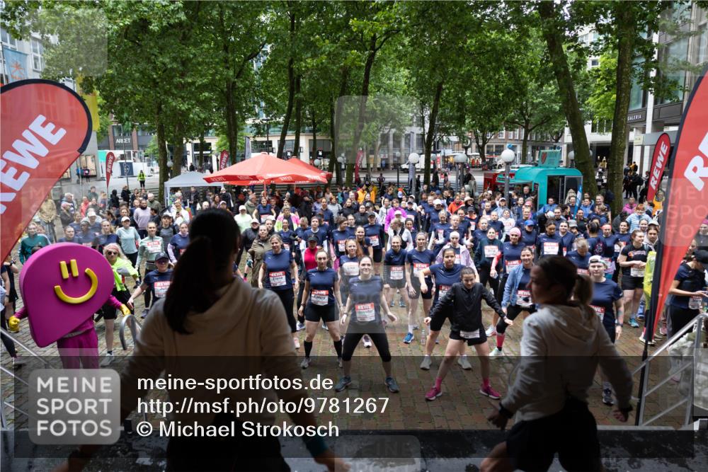 14.06.2026 - REWE Women's Run Michael Strokosch http://msf.ph/oto/9781267 14.06.2026 08:31:07 Laufen  meine-sportfotos.de