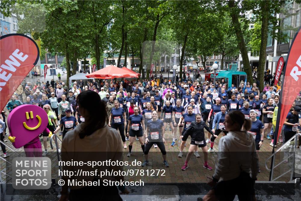 14.06.2026 - REWE Women's Run Michael Strokosch http://msf.ph/oto/9781272 14.06.2026 08:31:07 Laufen  meine-sportfotos.de