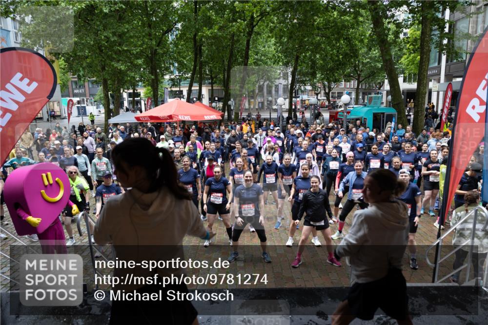 14.06.2026 - REWE Women's Run Michael Strokosch http://msf.ph/oto/9781274 14.06.2026 08:31:08 Laufen 9 meine-sportfotos.de