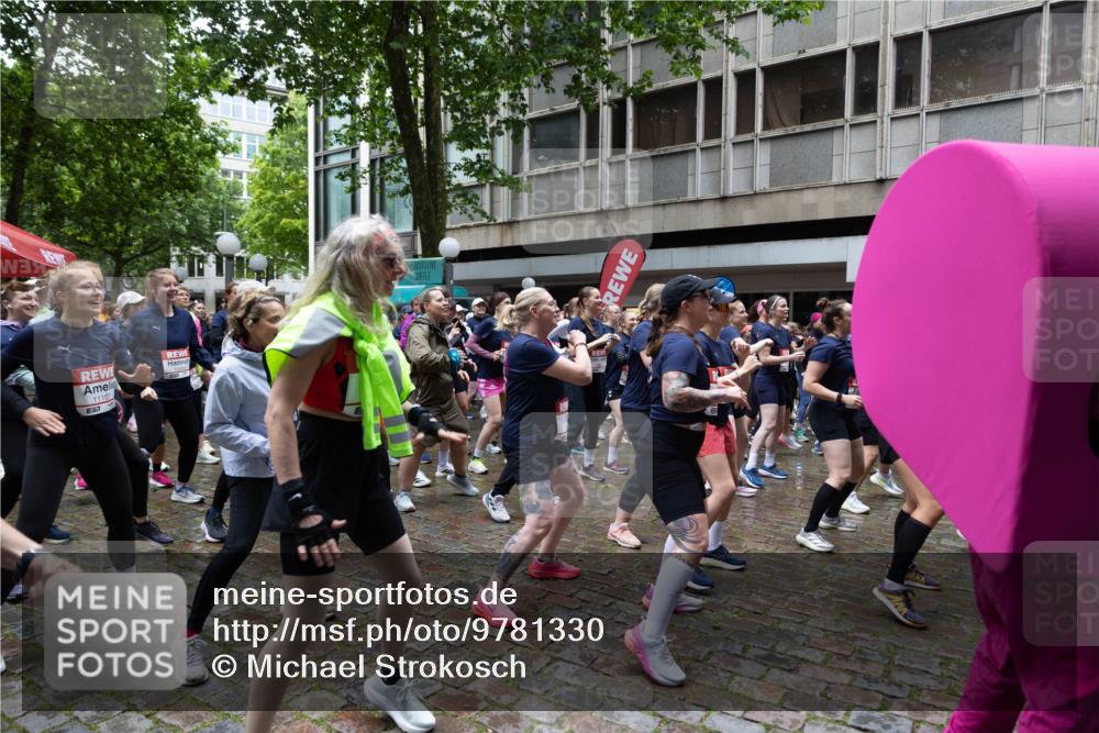 14.06.2026 - REWE Women's Run Michael Strokosch http://msf.ph/oto/9781330 14.06.2026 08:33:22 Laufen 1110, 57 meine-sportfotos.de