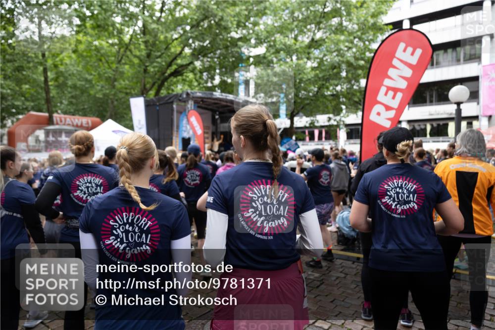 14.06.2026 - REWE Women's Run Michael Strokosch http://msf.ph/oto/9781371 14.06.2026 08:35:22 Laufen 2016, 1, 74, 2026 meine-sportfotos.de