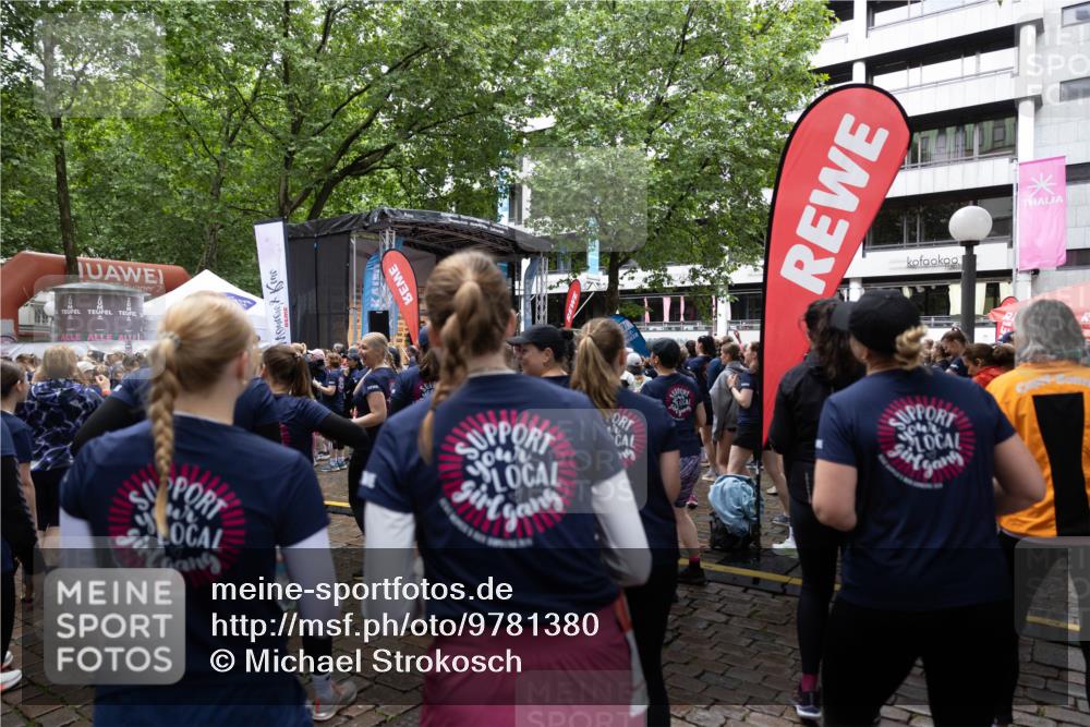 14.06.2026 - REWE Women's Run Michael Strokosch http://msf.ph/oto/9781380 14.06.2026 08:35:23 Laufen  meine-sportfotos.de