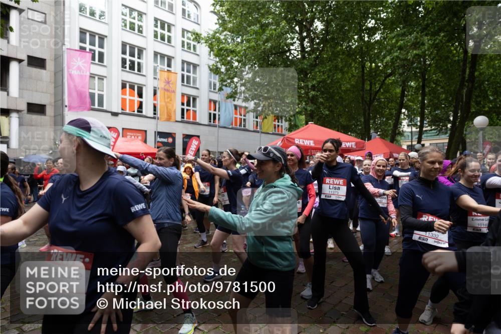 14.06.2026 - REWE Women's Run Michael Strokosch http://msf.ph/oto/9781500 14.06.2026 08:39:19 Laufen 10516, 2, 11373, 11332, 10199 meine-sportfotos.de