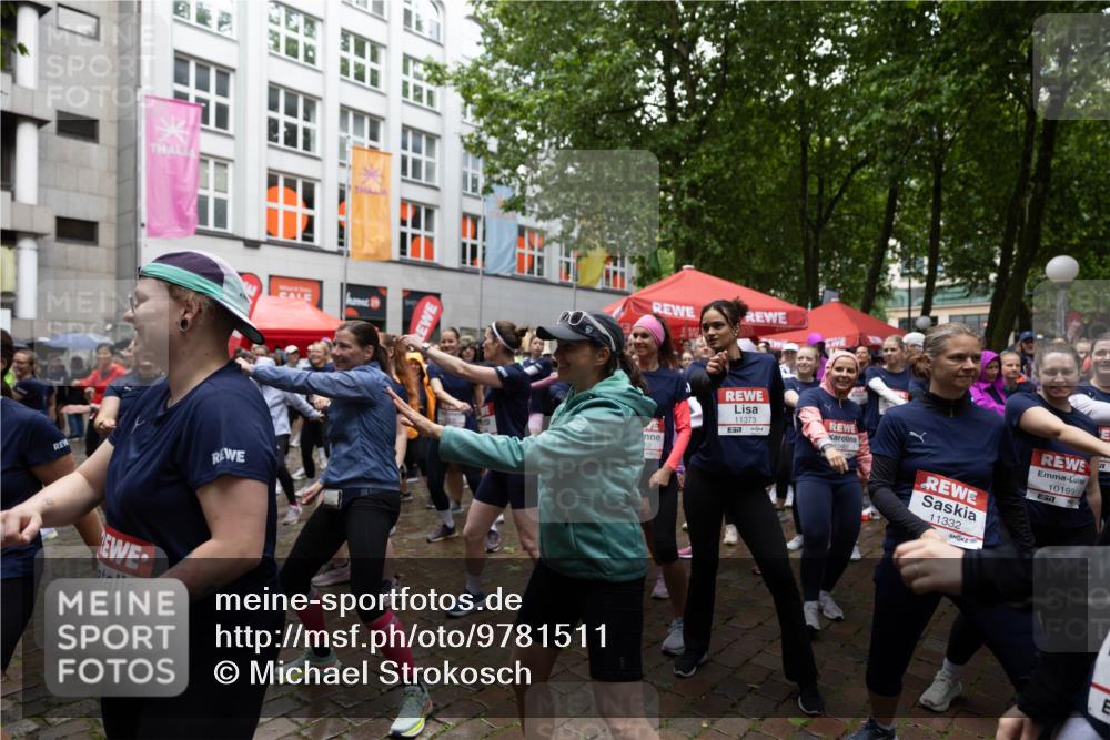 14.06.2026 - REWE Women's Run Michael Strokosch http://msf.ph/oto/9781511 14.06.2026 08:39:20 Laufen 51, 11373, 7, 10682, 11332, 10199 meine-sportfotos.de