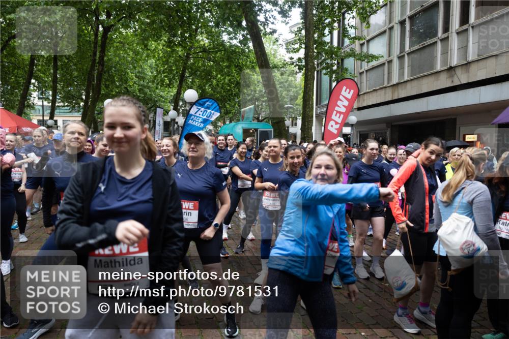 14.06.2026 - REWE Women's Run Michael Strokosch http://msf.ph/oto/9781531 14.06.2026 08:39:24 Laufen 11258, 7, 00, 36, 10048 meine-sportfotos.de