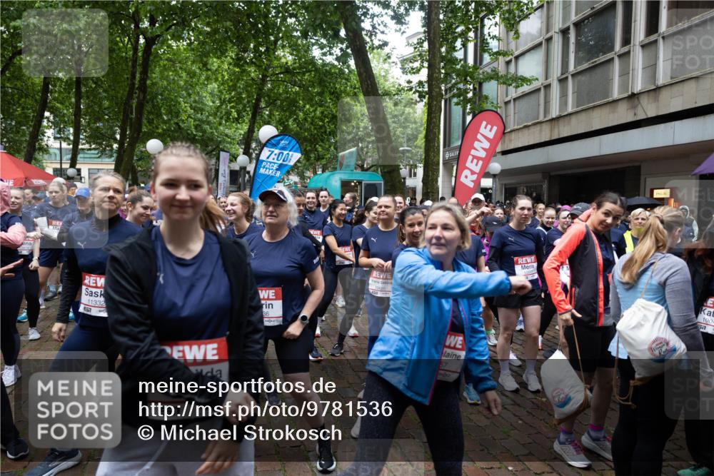 14.06.2026 - REWE Women's Run Michael Strokosch http://msf.ph/oto/9781536 14.06.2026 08:39:24 Laufen 0019, 11332, 7, 7, 00, 36, 57, 100, 577 meine-sportfotos.de