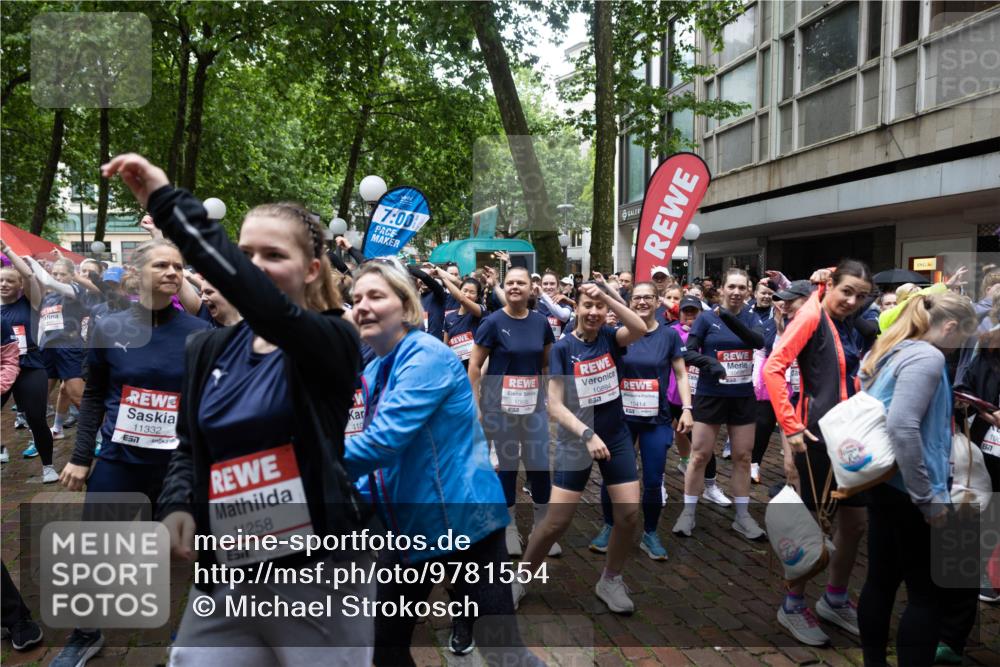 14.06.2026 - REWE Women's Run Michael Strokosch http://msf.ph/oto/9781554 14.06.2026 08:39:25 Laufen 11332, 7, 11258, 517, 110, 7, 00, 10894, 657, 10414, 577 meine-sportfotos.de