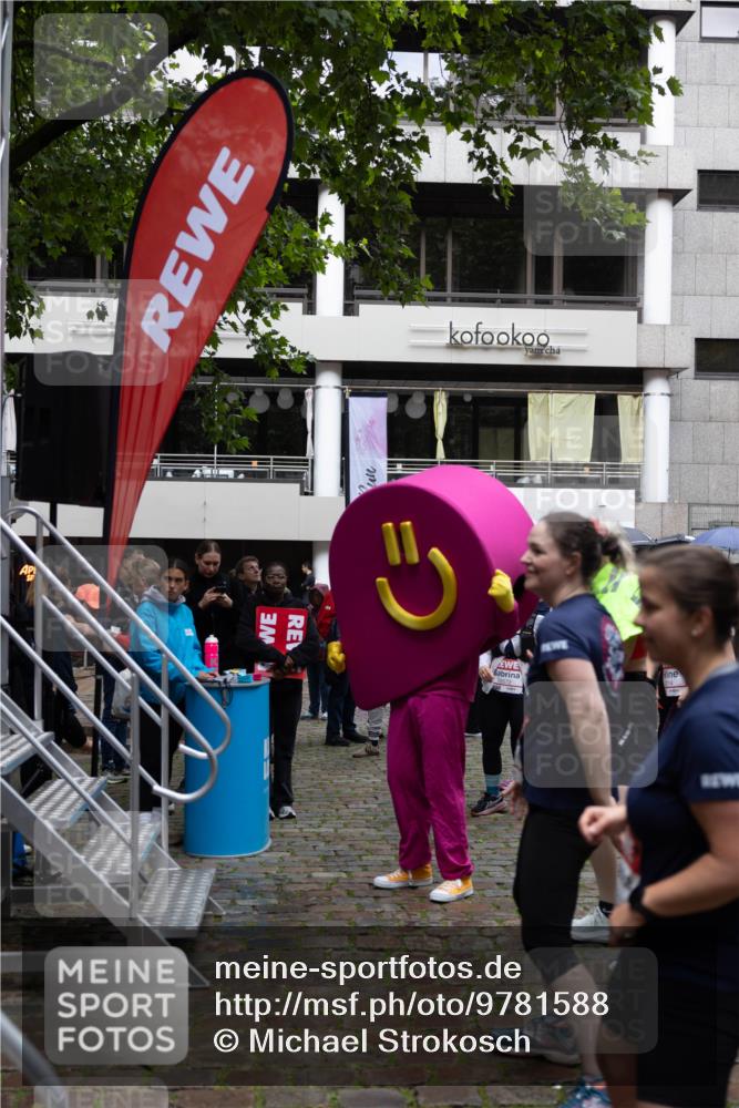 14.06.2026 - REWE Women's Run Michael Strokosch http://msf.ph/oto/9781588 14.06.2026 08:39:31 Laufen 138 meine-sportfotos.de