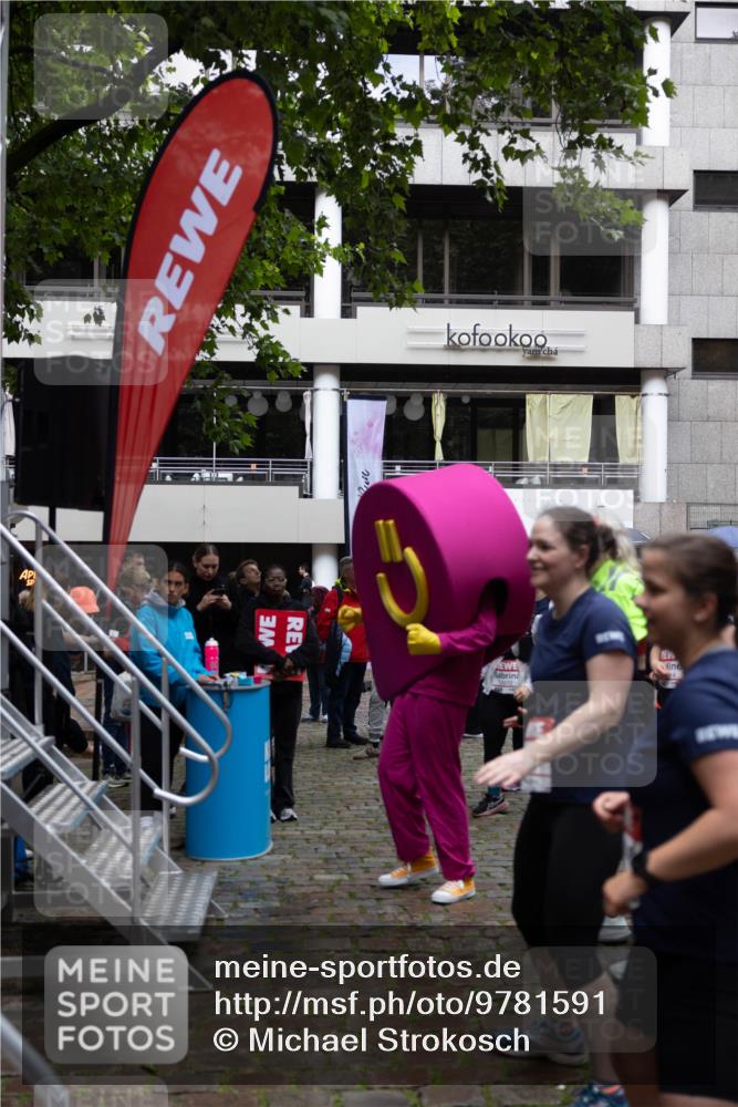 14.06.2026 - REWE Women's Run Michael Strokosch http://msf.ph/oto/9781591 14.06.2026 08:39:32 Laufen  meine-sportfotos.de