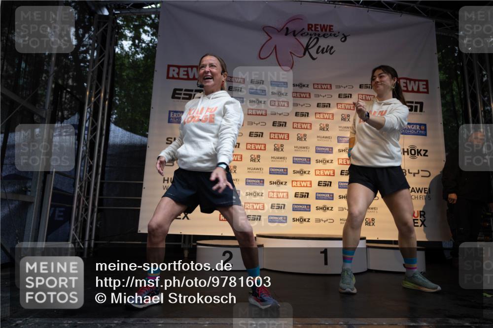 14.06.2026 - REWE Women's Run Michael Strokosch http://msf.ph/oto/9781603 14.06.2026 08:39:39 Laufen 3, 3, 3, 3, 340, 57, 7, 5, 5, 2, 7, 34, 1, 5 meine-sportfotos.de