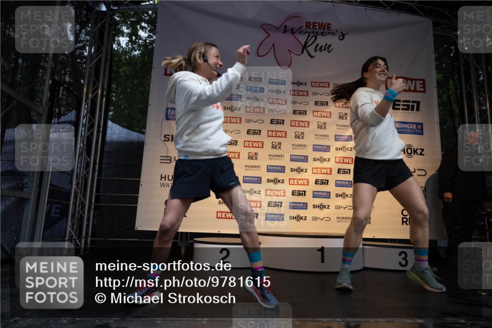 14.06.2026 - REWE Women's Run Michael Strokosch http://msf.ph/oto/9781615 14.06.2026 08:39:40 Laufen 3, 3, 34, 3, 140, 57, 5, 5, 5, 5, 35, 7, 3, 10, 2, 1, 3 meine-sportfotos.de
