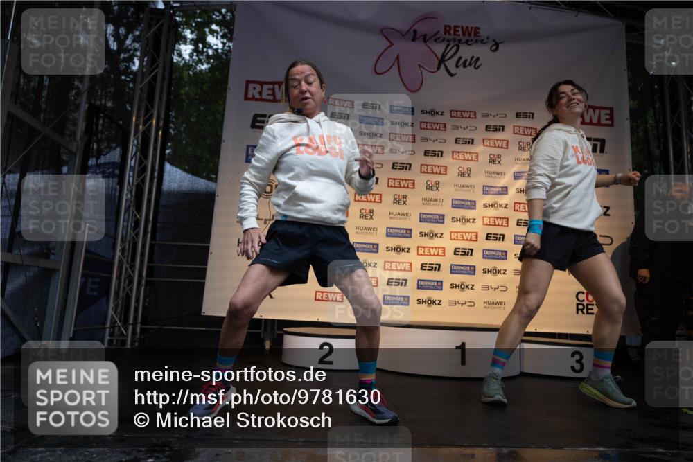 14.06.2026 - REWE Women's Run Michael Strokosch http://msf.ph/oto/9781630 14.06.2026 08:39:41 Laufen 3, 3, 1, 7, 5, 2, 3 meine-sportfotos.de