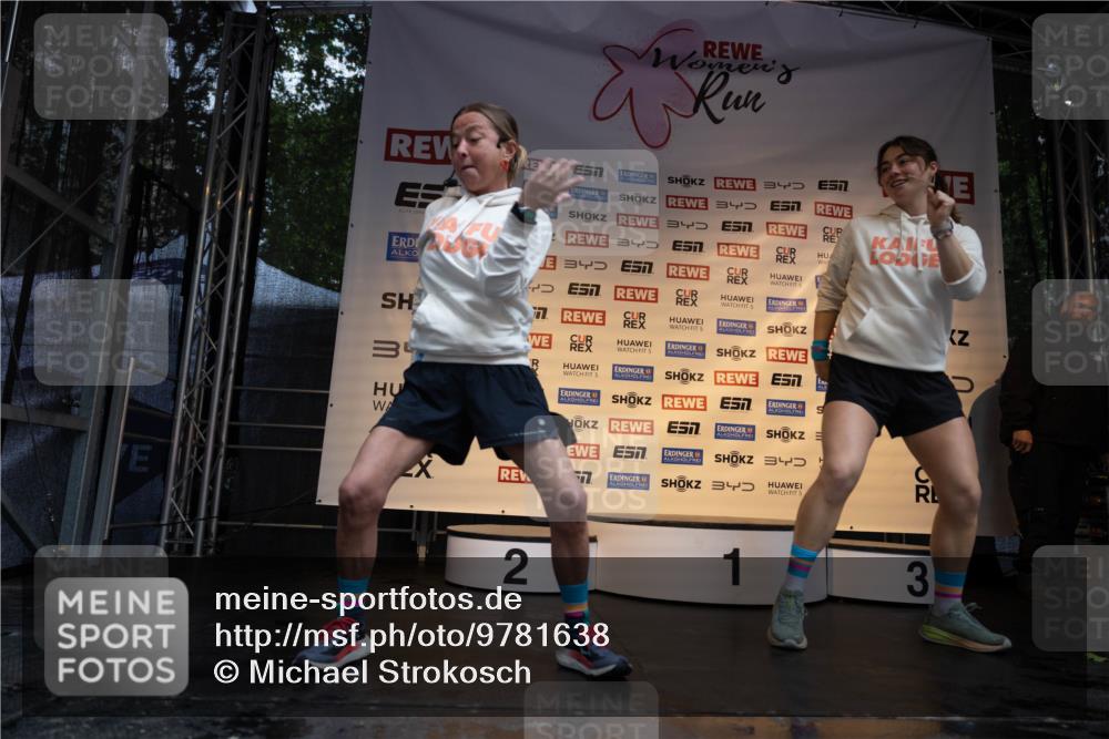 14.06.2026 - REWE Women's Run Michael Strokosch http://msf.ph/oto/9781638 14.06.2026 08:39:41 Laufen 3, 3, 3, 34, 4, 7, 5, 5, 5, 5, 34, 7, 34, 5, 2, 3 meine-sportfotos.de