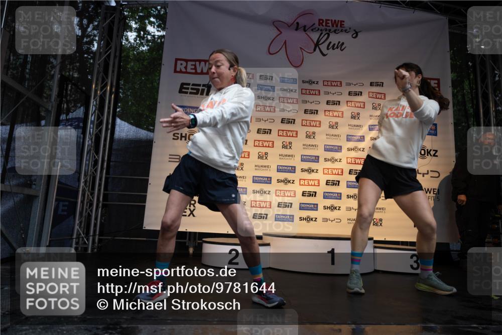 14.06.2026 - REWE Women's Run Michael Strokosch http://msf.ph/oto/9781644 14.06.2026 08:39:41 Laufen 3, 3, 3, 4, 1, 5, 5, 5, 34, 5, 34, 5, 2 meine-sportfotos.de