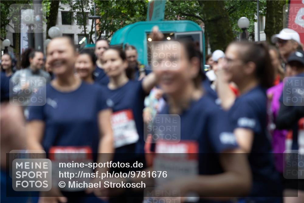 14.06.2026 - REWE Women's Run Michael Strokosch http://msf.ph/oto/9781676 14.06.2026 08:39:54 Laufen  meine-sportfotos.de