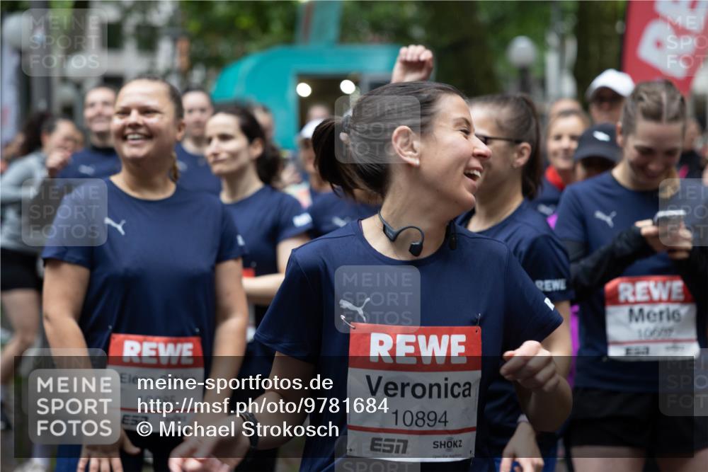 14.06.2026 - REWE Women's Run Michael Strokosch http://msf.ph/oto/9781684 14.06.2026 08:39:55 Laufen 10685, 10894, 1060 meine-sportfotos.de