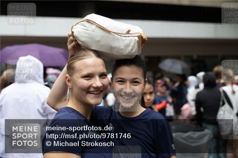 14.06.2026 - REWE Women's Run Michael Strokosch http://msf.ph/oto/9781746 14.06.2026 08:40:09 Laufen  meine-sportfotos.de