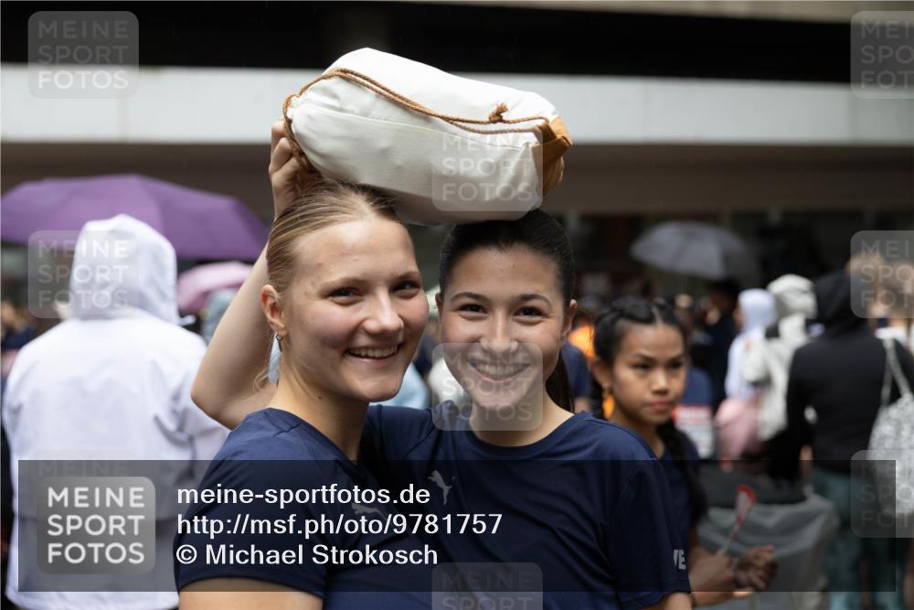 14.06.2026 - REWE Women's Run Michael Strokosch http://msf.ph/oto/9781757 14.06.2026 08:40:09 Laufen  meine-sportfotos.de