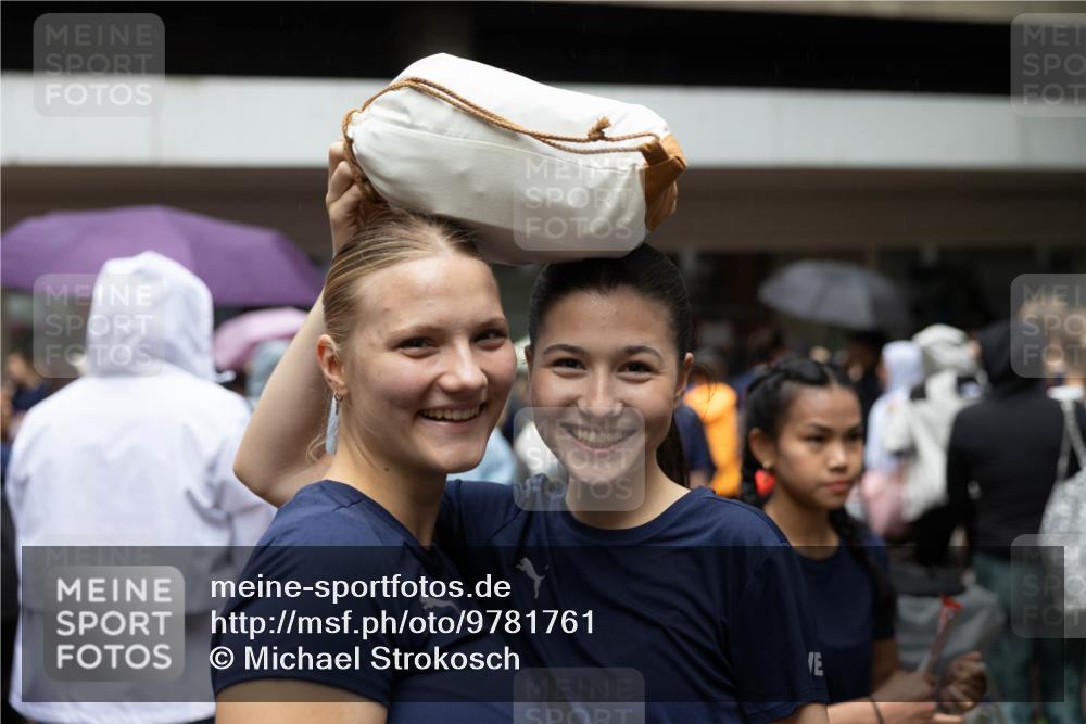 14.06.2026 - REWE Women's Run Michael Strokosch http://msf.ph/oto/9781761 14.06.2026 08:40:10 Laufen  meine-sportfotos.de