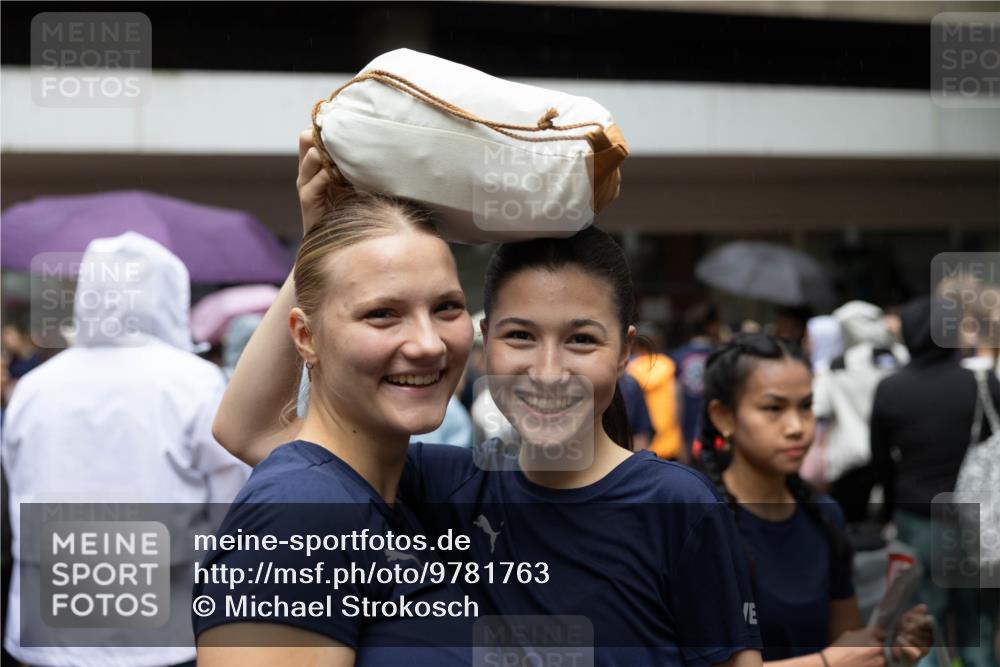 14.06.2026 - REWE Women's Run Michael Strokosch http://msf.ph/oto/9781763 14.06.2026 08:40:10 Laufen  meine-sportfotos.de