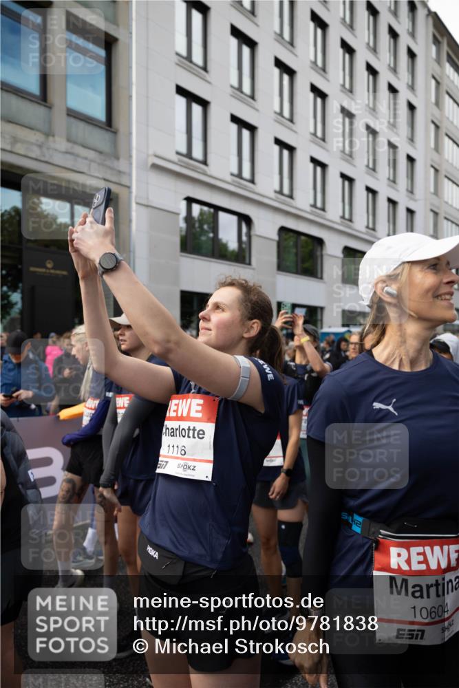 14.06.2026 - REWE Women's Run Michael Strokosch http://msf.ph/oto/9781838 14.06.2026 08:52:00 Laufen 3, 1116, 42, 10604 meine-sportfotos.de