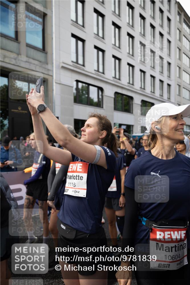 14.06.2026 - REWE Women's Run Michael Strokosch http://msf.ph/oto/9781839 14.06.2026 08:52:01 Laufen 1111, 3, 1116, 57, 10604 meine-sportfotos.de