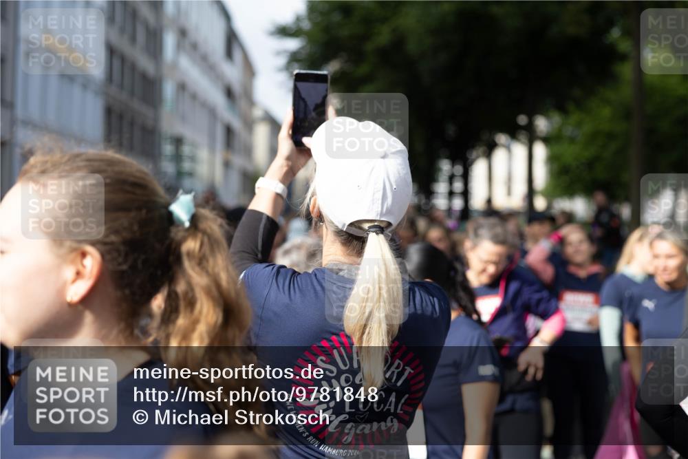 14.06.2026 - REWE Women's Run Michael Strokosch http://msf.ph/oto/9781848 14.06.2026 08:52:14 Laufen 2026 meine-sportfotos.de