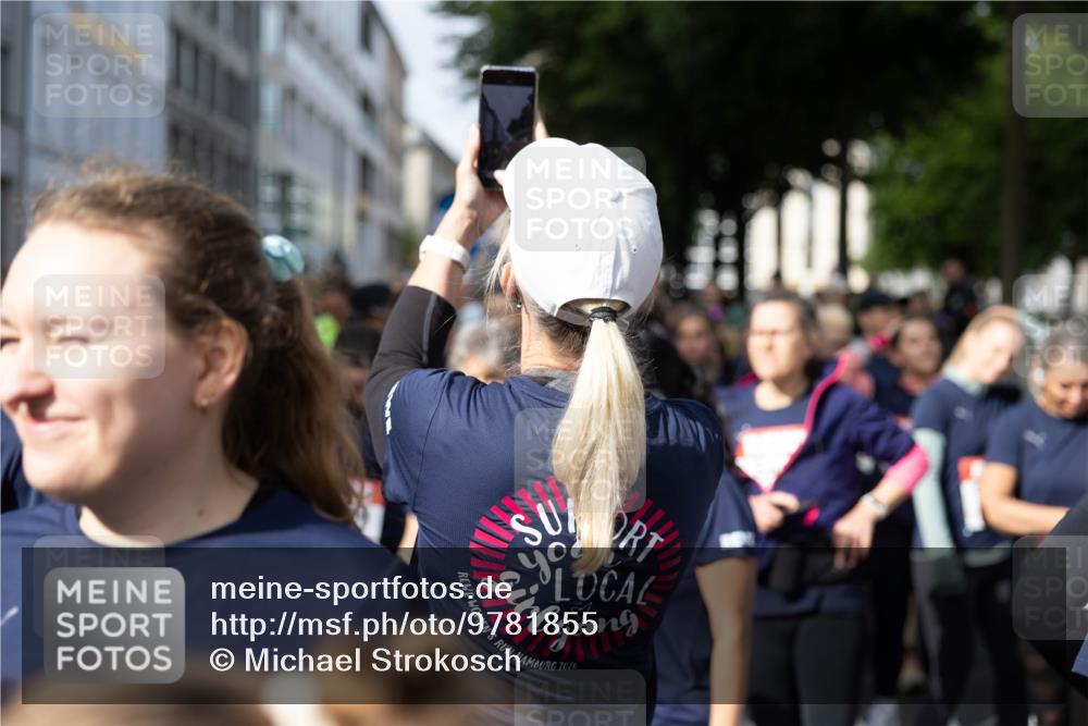 14.06.2026 - REWE Women's Run Michael Strokosch http://msf.ph/oto/9781855 14.06.2026 08:52:15 Laufen 2026 meine-sportfotos.de